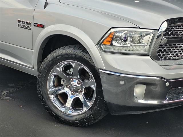 2018 RAM 1500 Laramie Crew Cab 4x4 57 Box