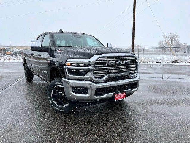 2025 RAM Ram 3500 RAM 3500 LARAMIE CREW CAB 4X4 8 BOX