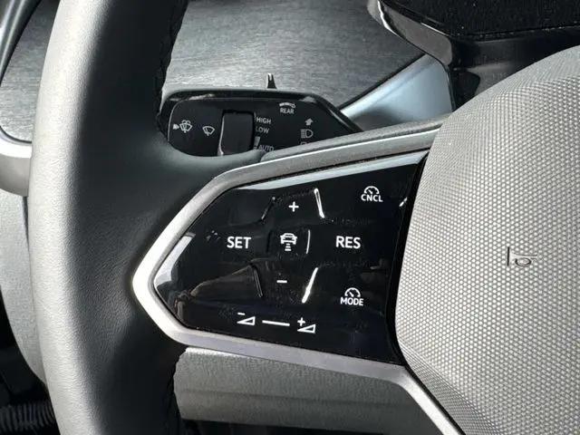 2025 Volkswagen ID. Buzz Pro S