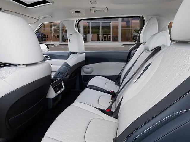 2025 Kia Carnival MPV SX