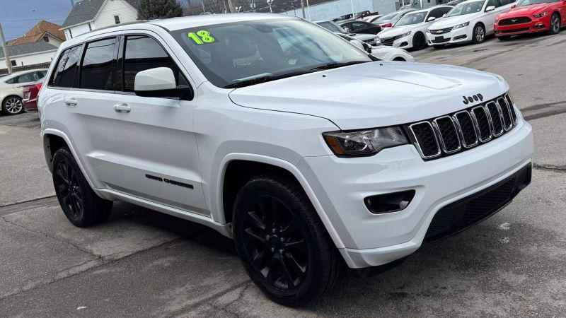 2018 Jeep Grand Cherokee Altitude 4x2 for sale in Frankfort, IN