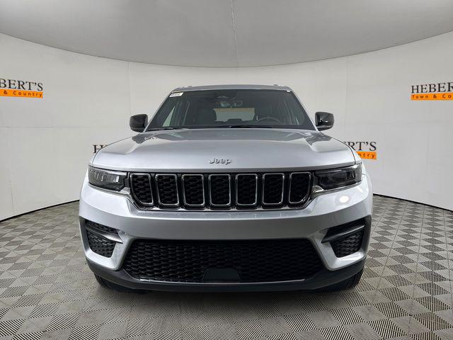 2025 Jeep Grand Cherokee GRAND CHEROKEE LAREDO X 4X2