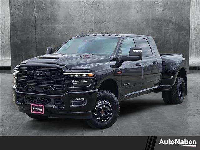 2025 RAM Ram 3500 RAM 3500 LARAMIE MEGA CAB 4X4 64 BOX