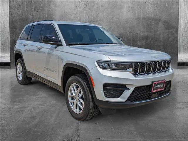 2025 Jeep Grand Cherokee GRAND CHEROKEE LAREDO X 4X2