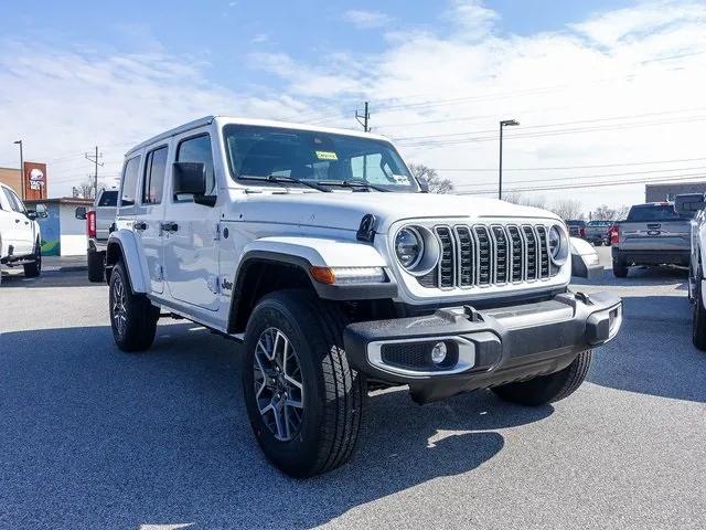2025 Jeep Wrangler WRANGLER 4-DOOR SAHARA