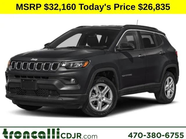 2025 Jeep Compass COMPASS LATITUDE 4X4