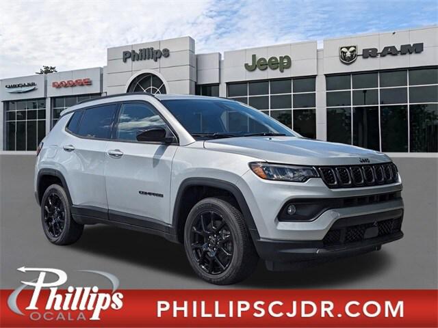 2025 Jeep Compass COMPASS LATITUDE 4X4