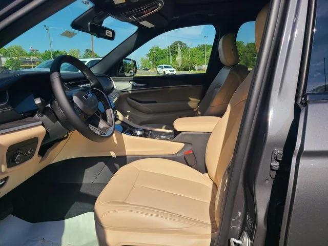 2025 Jeep Grand Cherokee GRAND CHEROKEE LIMITED 4X2