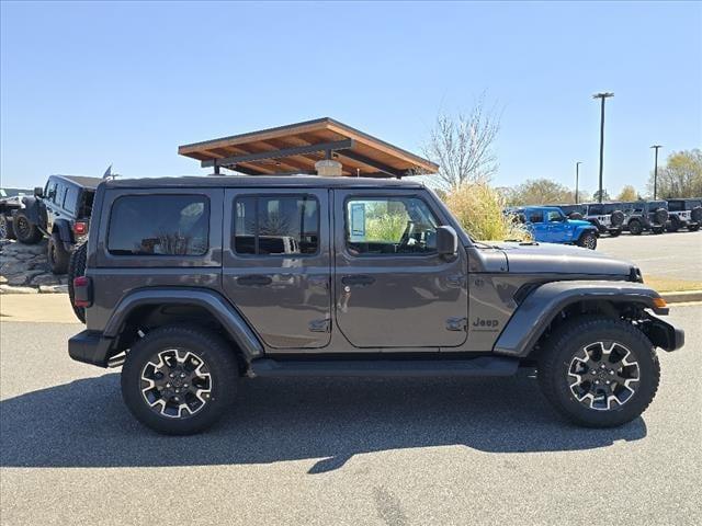 2025 Jeep Wrangler WRANGLER 4-DOOR SAHARA