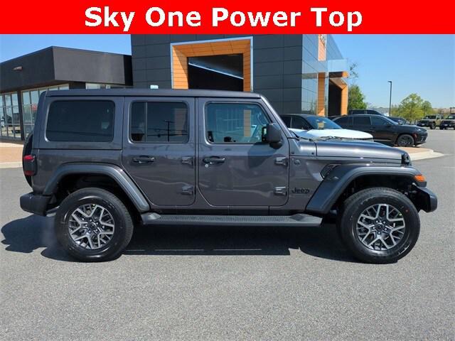 2025 Jeep Wrangler WRANGLER 4-DOOR SAHARA