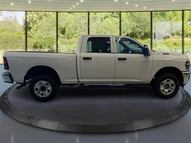 2025 RAM Ram 2500 RAM 2500 TRADESMAN CREW CAB 4X4 64 BOX