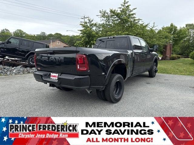 2025 RAM Ram 3500 RAM 3500 LIMITED CREW CAB 4X4 8 BOX