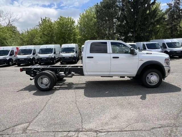 2025 RAM Ram 5500 Chassis Cab RAM 5500 TRADESMAN CHASSIS CREW CAB 4X4 60 CA 2025 RAM Ram 5500 Chassis Cab RAM 5500 TRADESMAN CHASSIS CREW CAB 4X4 60 CA