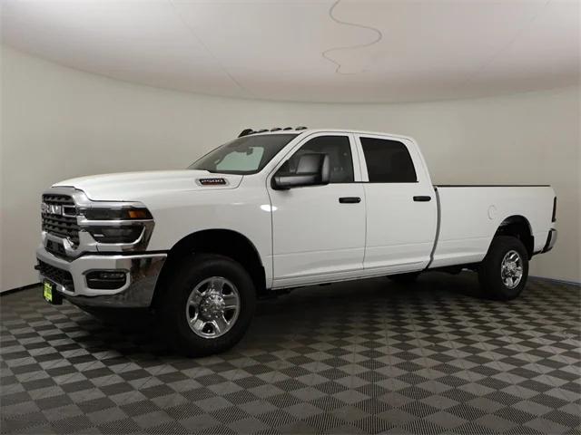 2025 RAM Ram 2500 RAM 2500 TRADESMAN CREW CAB 4X4 8 BOX