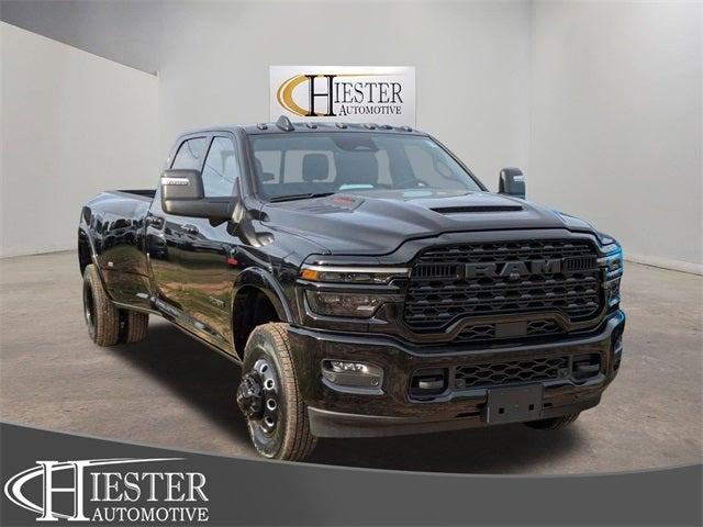 2025 RAM Ram 3500 RAM 3500 LIMITED CREW CAB 4X4 8 BOX
