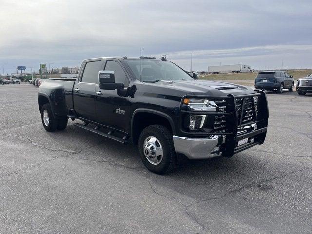 2022 Chevrolet Silverado 3500HD 4WD Crew Cab Long Bed LTZ