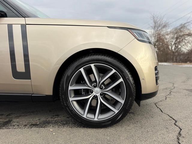 2025 Land Rover Range Rover P400 SE