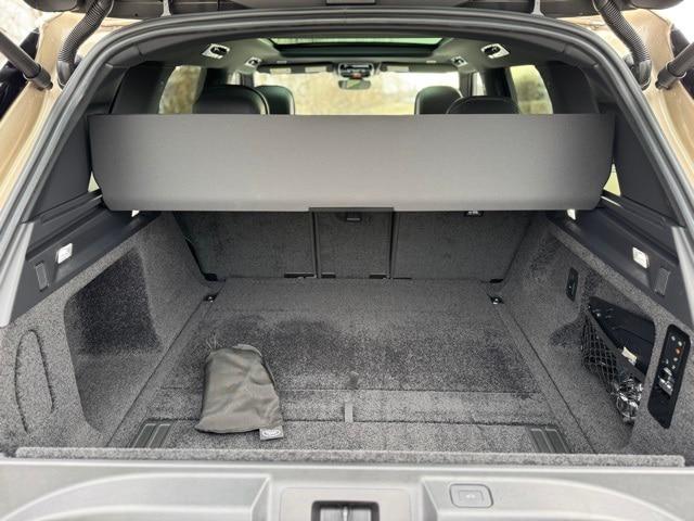 2025 Land Rover Range Rover P400 SE