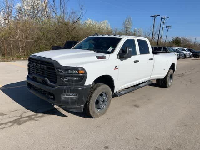 2025 RAM Ram 3500 RAM 3500 TRADESMAN CREW CAB 4X4 8 BOX