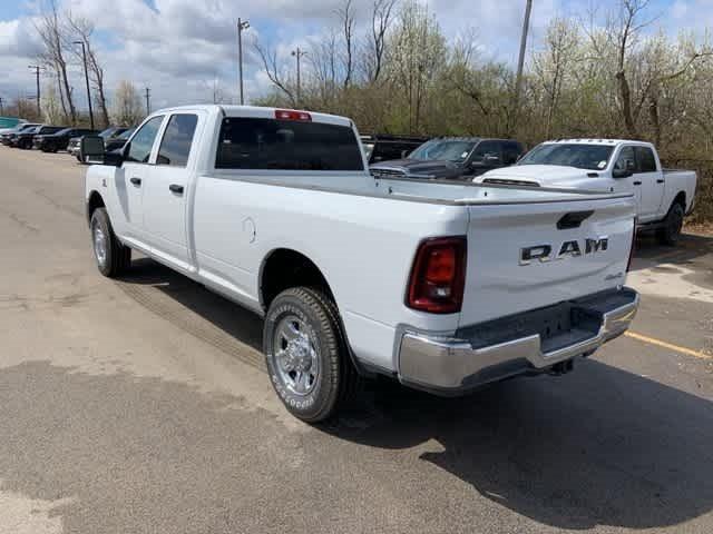 2025 RAM Ram 3500 RAM 3500 TRADESMAN CREW CAB 4X4 8 BOX