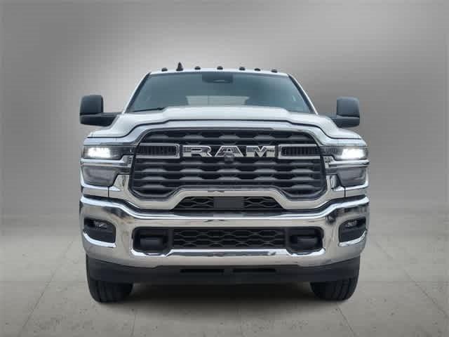 2025 RAM Ram 3500 RAM 3500 TRADESMAN CREW CAB 4X4 64 BOX