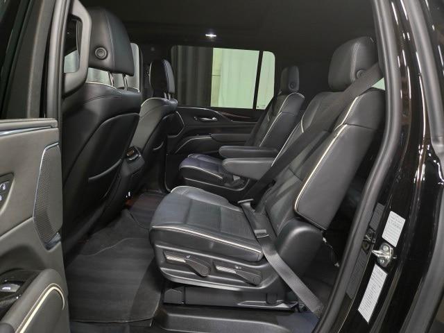 2023 Cadillac Escalade ESV 4WD Sport