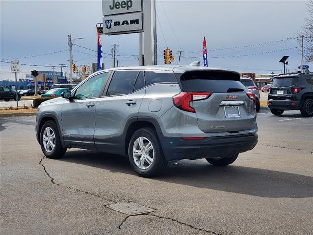 2024 GMC Terrain FWD SLE