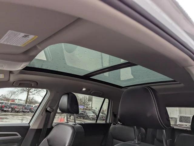 2021 Volkswagen Atlas 3.6L V6 SE w/Technology