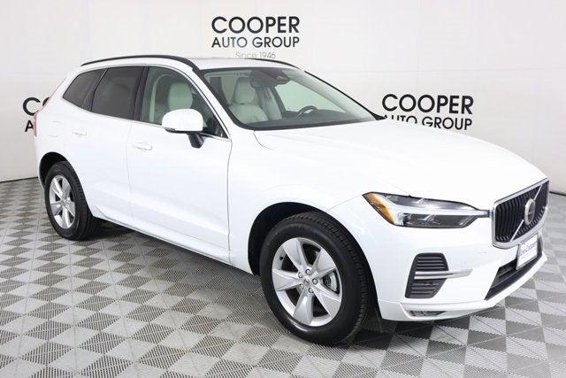 2022 Volvo XC60 B5 Momentum