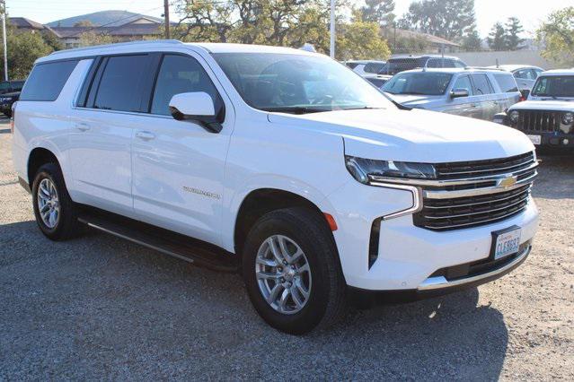 2024 Chevrolet Suburban 4WD LT