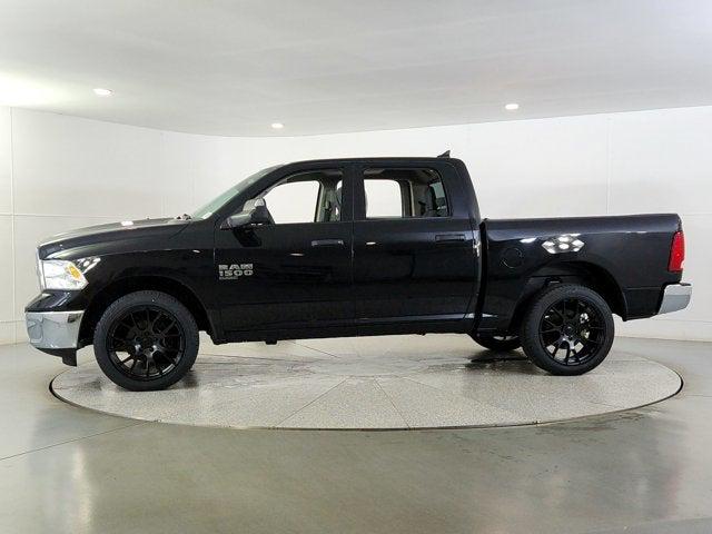 2023 RAM 1500 Classic SLT Crew Cab 4x4 57 Box