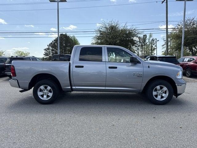 2022 RAM 1500 Classic SLT Crew Cab 4x4 57 Box