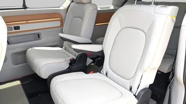 2025 Volkswagen ID. Buzz 1st Edition with 4MOTION