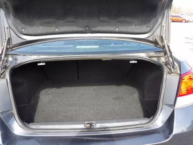 2013 Subaru Legacy 2.5i