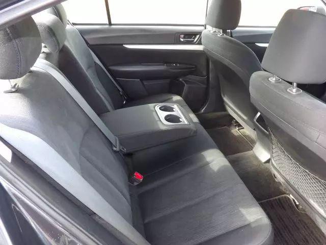 2013 Subaru Legacy 2.5i