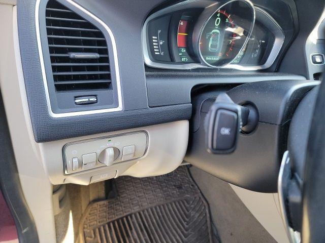 2014 Volvo XC60 Unknown