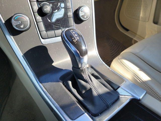 2014 Volvo XC60 Unknown