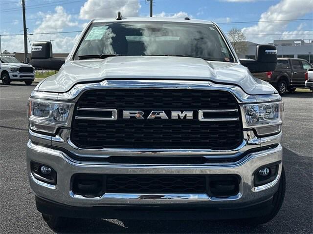 2024 RAM 3500 Big Horn Crew Cab 4x4 8 Box
