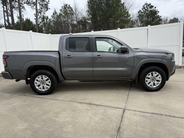 2022 Nissan Frontier Crew Cab SV 4x4