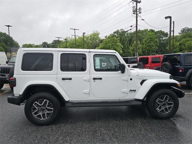 2025 Jeep Wrangler WRANGLER 4-DOOR SAHARA
