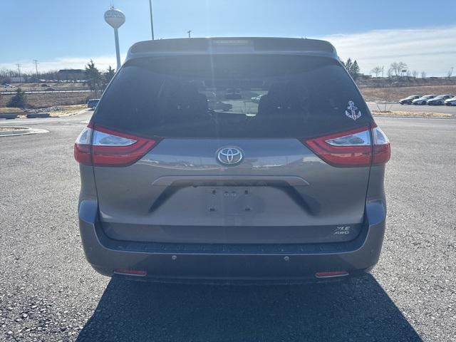 2017 Toyota Sienna Limited Premium 7 Passenger