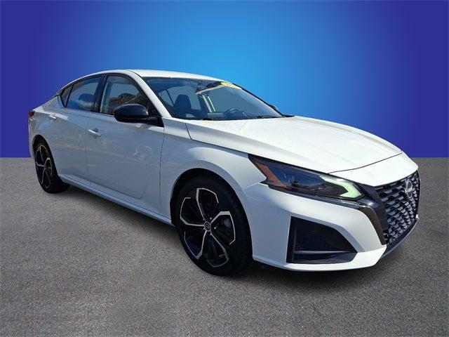 2023 Nissan Altima SR FWD