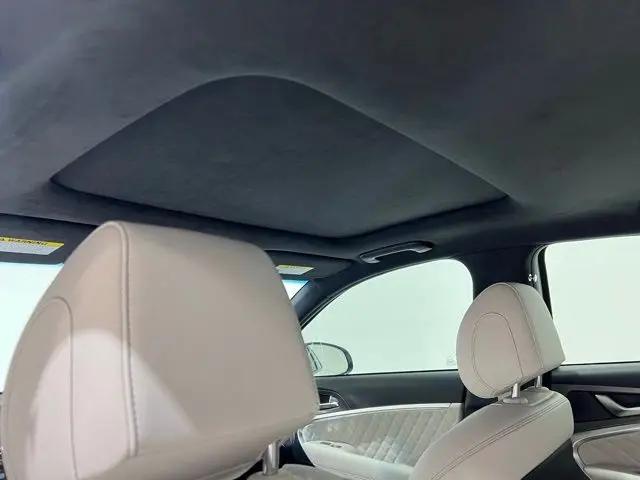 2025 Genesis G70 3.3T AWD Sport Advanced