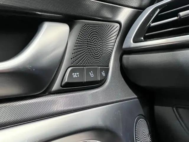 2025 Genesis G70 3.3T AWD Sport Advanced