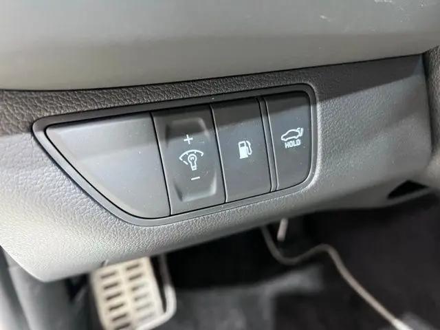2025 Genesis G70 3.3T AWD Sport Advanced