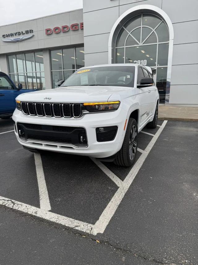 2023 Jeep Grand Cherokee L Overland 4x4