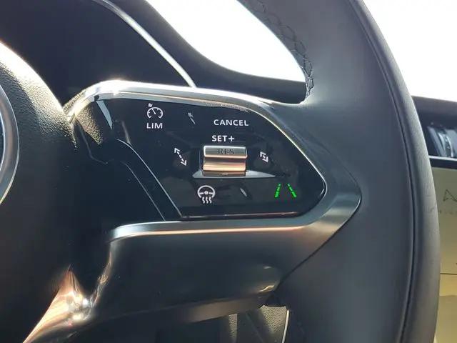 2026 Jaguar F-PACE R-Dynamic S P250 AWD Automatic