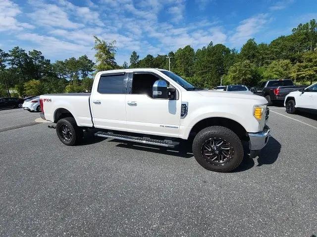 2017 Ford F-250 LARIAT