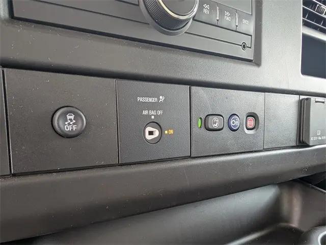 2024 Chevrolet Express Cutaway 4500 Van