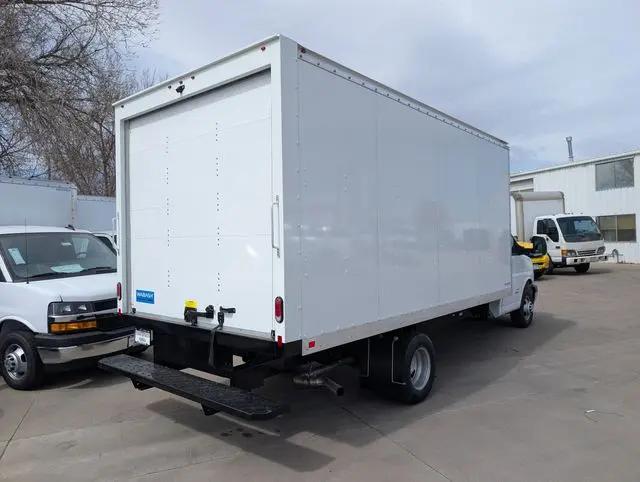 2024 Chevrolet Express Cutaway 4500 Van